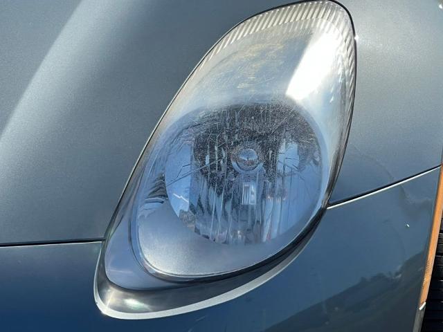 2006 Pontiac Solstice - $10,597