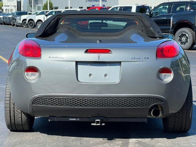 2006 Pontiac Solstice - $10,597