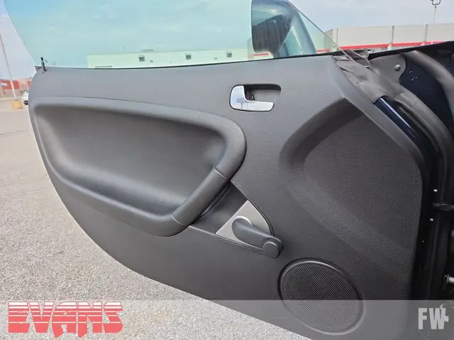 2007 Pontiac Solstice - $12,988