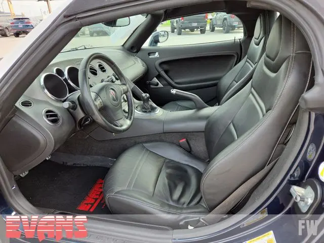 2007 Pontiac Solstice - $12,988