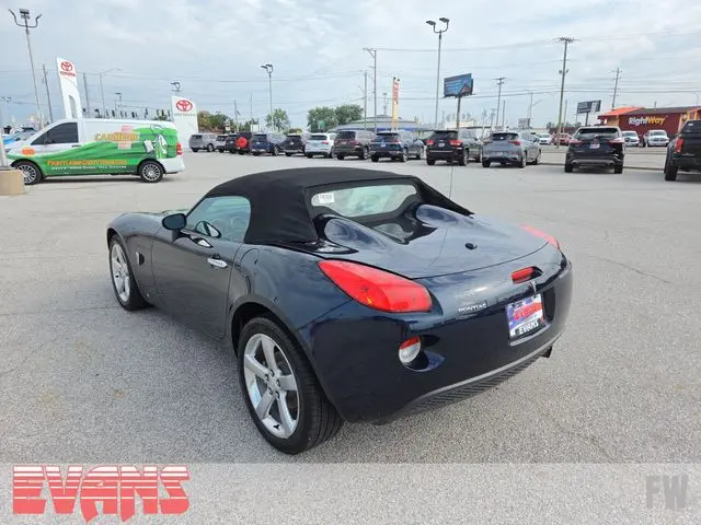 2007 Pontiac Solstice - $12,988