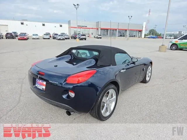 2007 Pontiac Solstice - $12,988