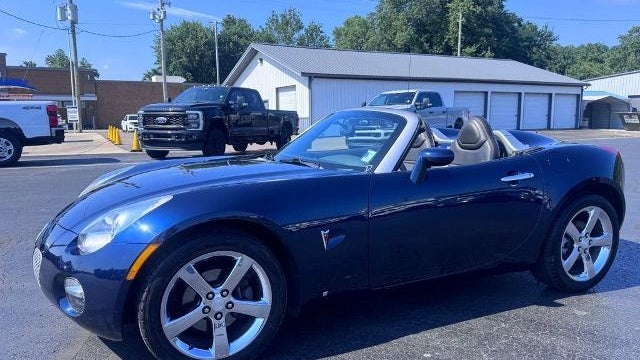 2008 Pontiac Solstice Base