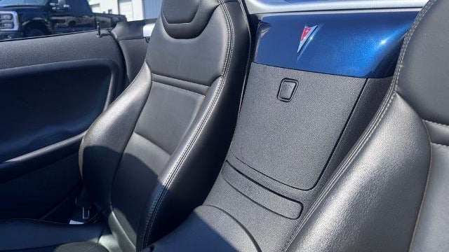 2008 Pontiac Solstice Base