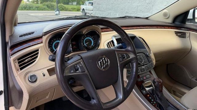 2012 Buick LaCrosse Premium 1