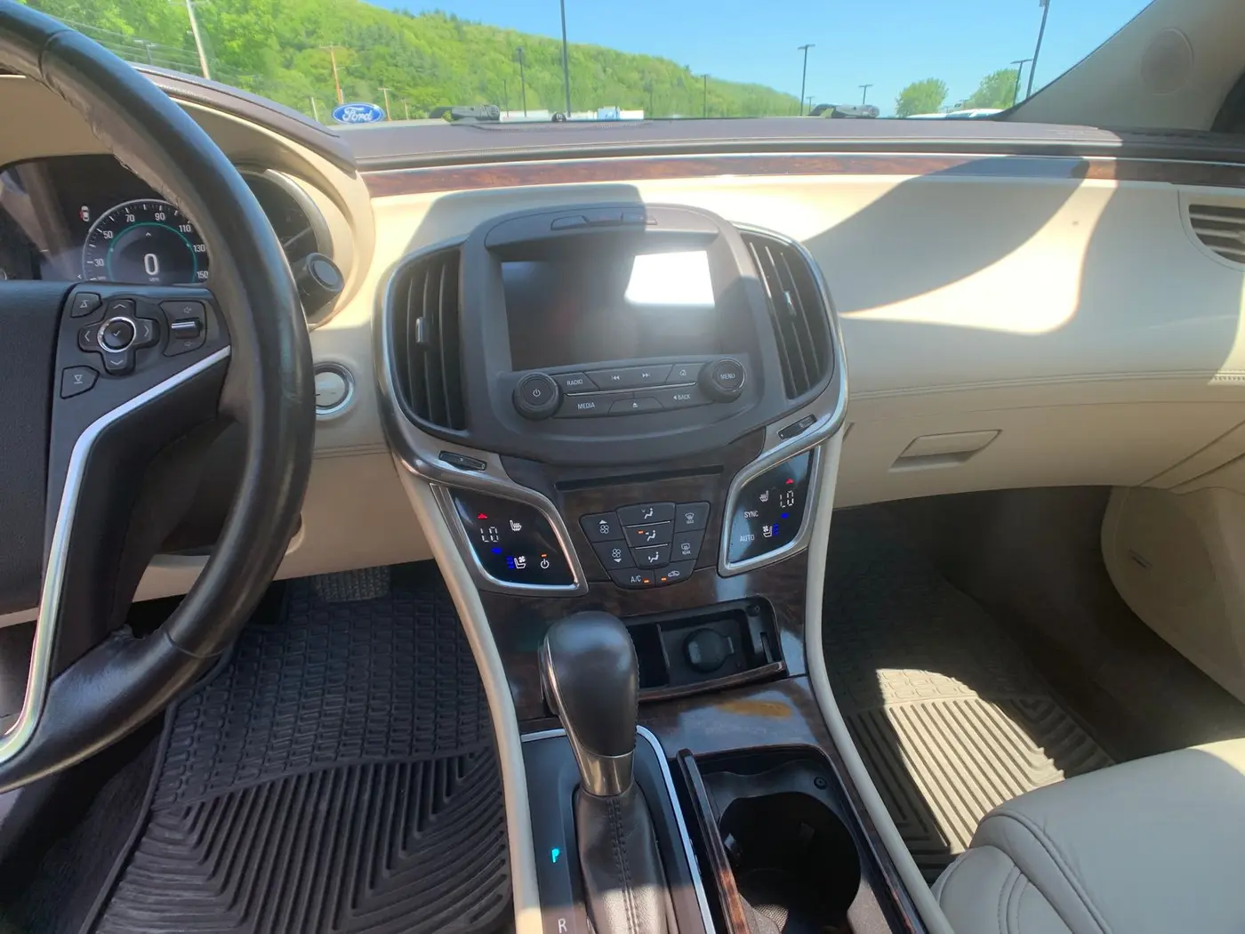 2016 Buick LaCrosse - $14,998
