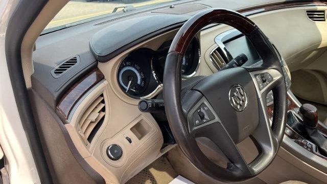 2013 Buick LaCrosse Premium 1