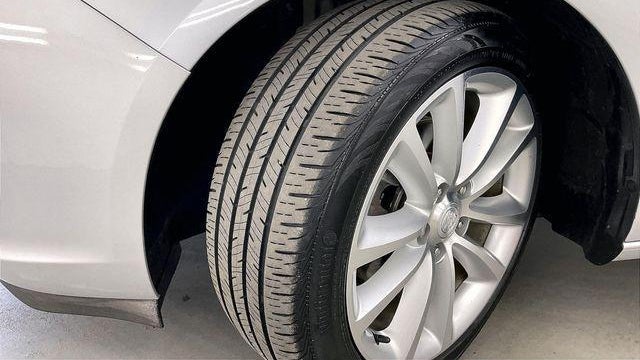 2013 Buick Verano Leather Group