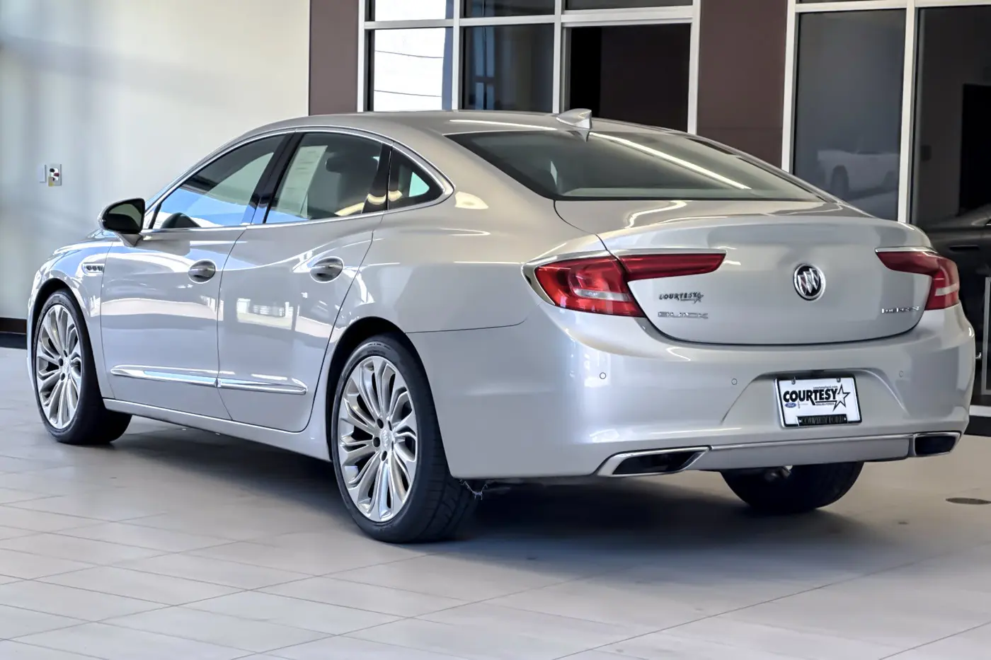 2017 Buick LaCrosse - $17,917