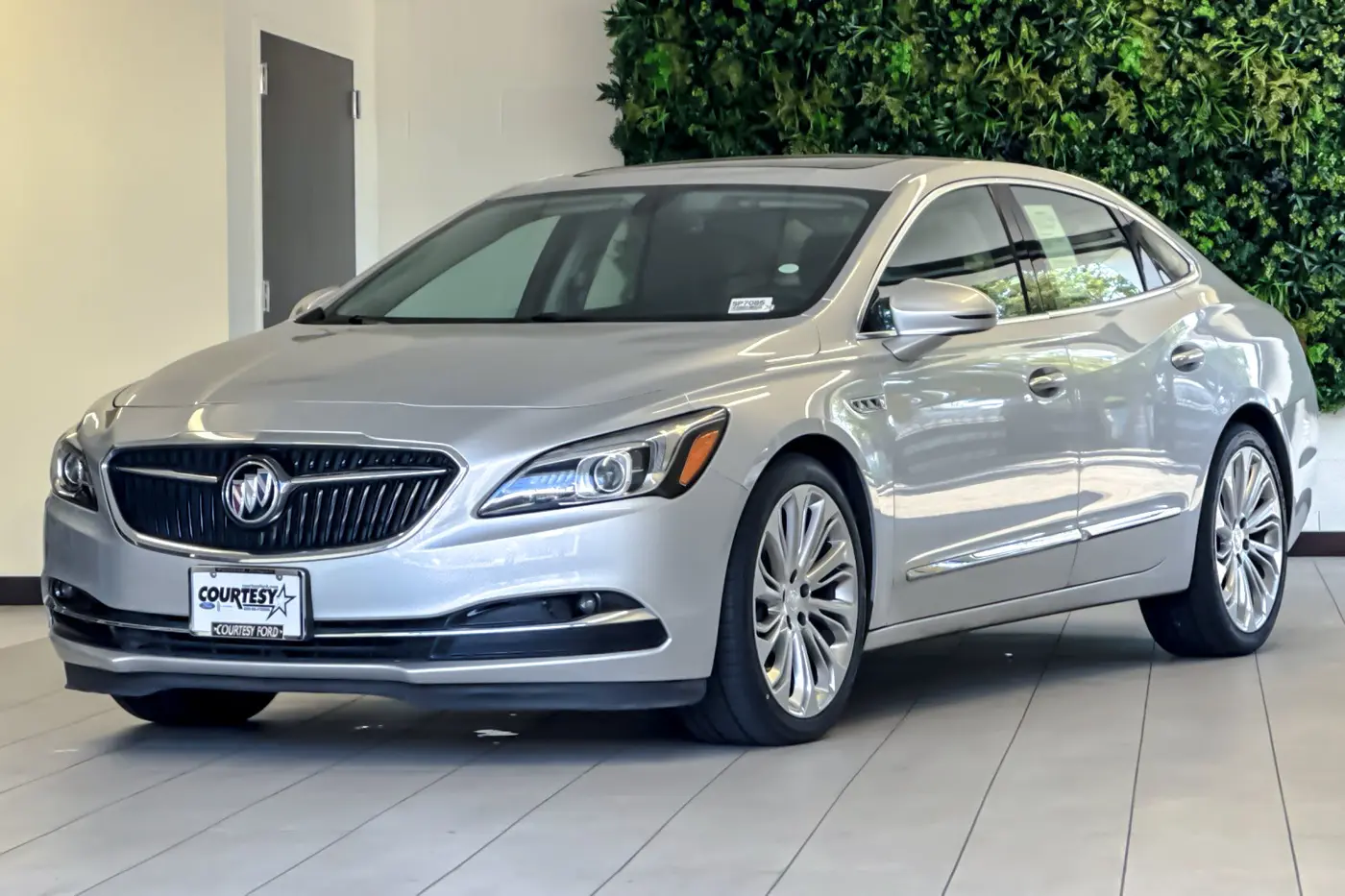 2017 Buick LaCrosse - $17,917
