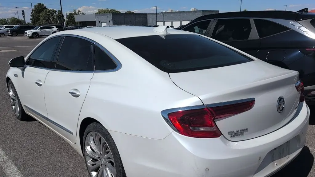 2017 Buick LaCrosse Essence