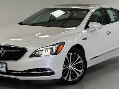 2017 Buick Lacrosse Essence 4DR Sedan