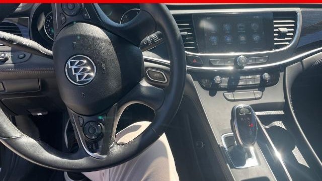 2017 Buick LaCrosse Essence