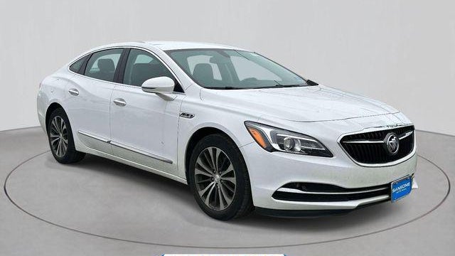 Preowned 2017 Buick LaCrosse Essence for Sale