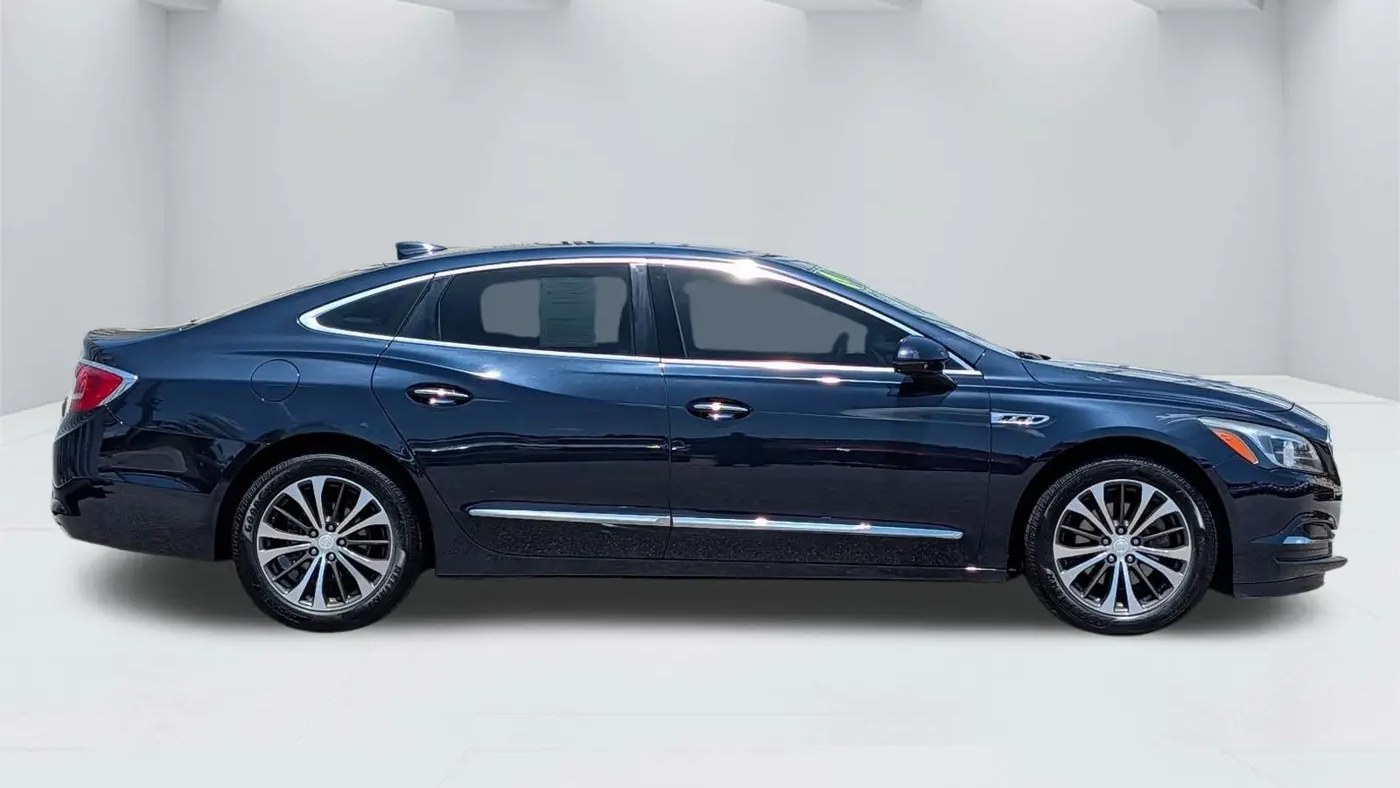 2017 Buick LaCrosse Essence
