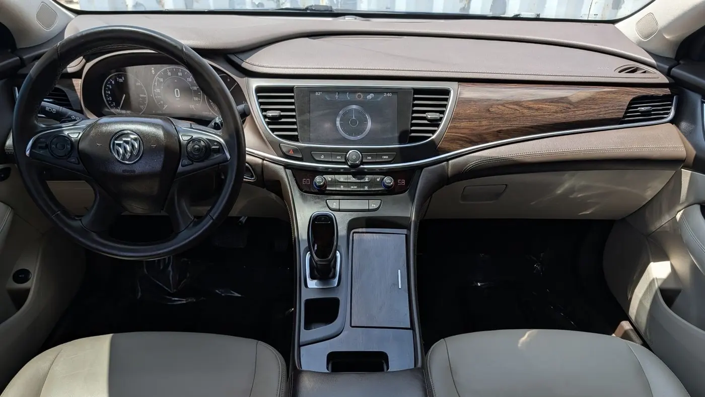 2017 Buick LaCrosse Essence
