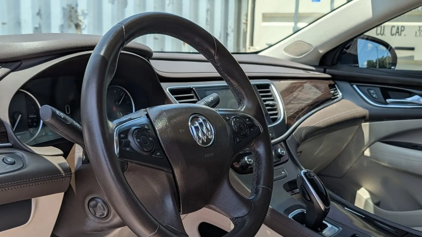 2017 Buick LaCrosse Essence