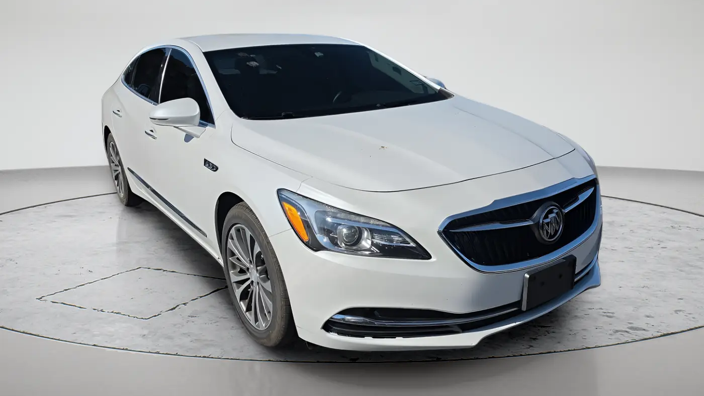 2017 Buick LaCrosse Essence