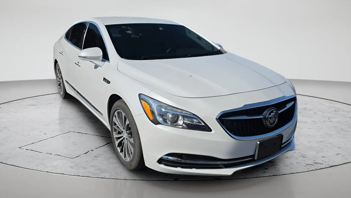2017 Buick LaCrosse Essence
