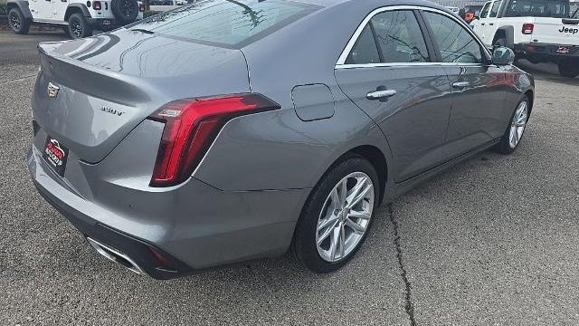 2022 Cadillac CT4 Luxury