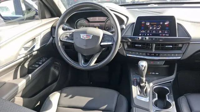 2022 Cadillac CT4 Luxury