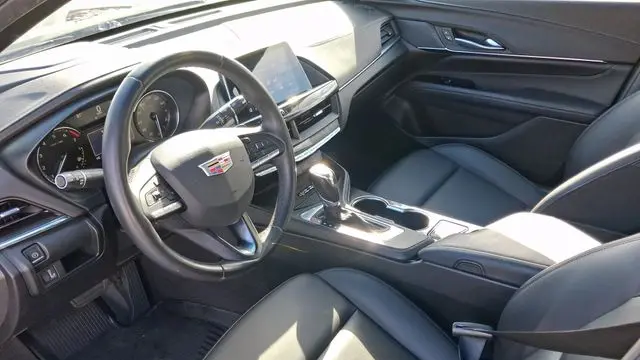 2022 Cadillac CT4 Luxury