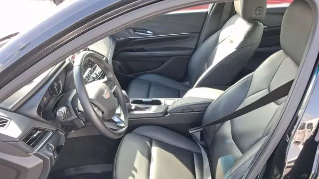 2022 Cadillac CT4 Luxury