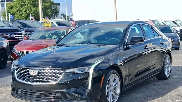 2022 Cadillac CT4 Luxury