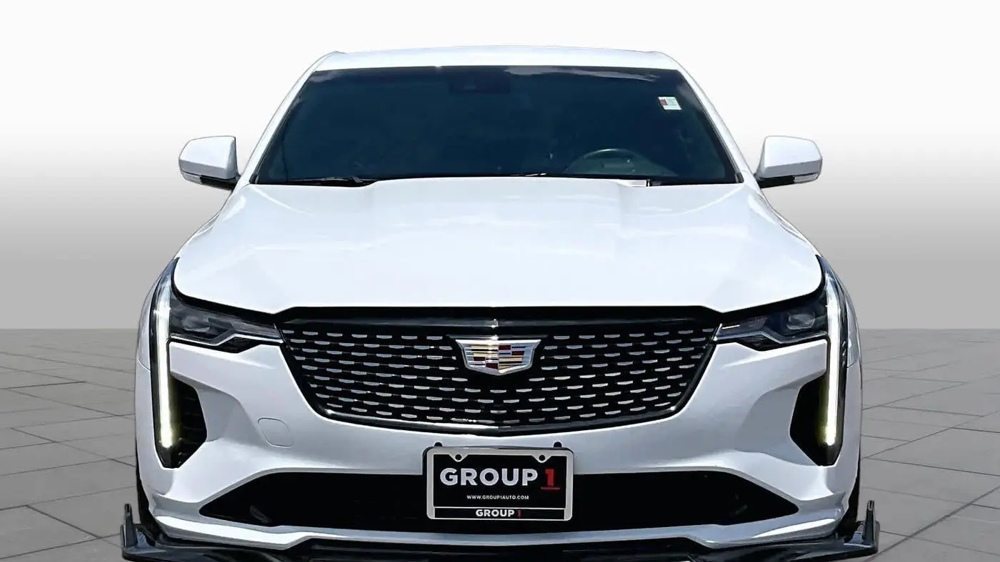 2024 Cadillac CT4 Luxury