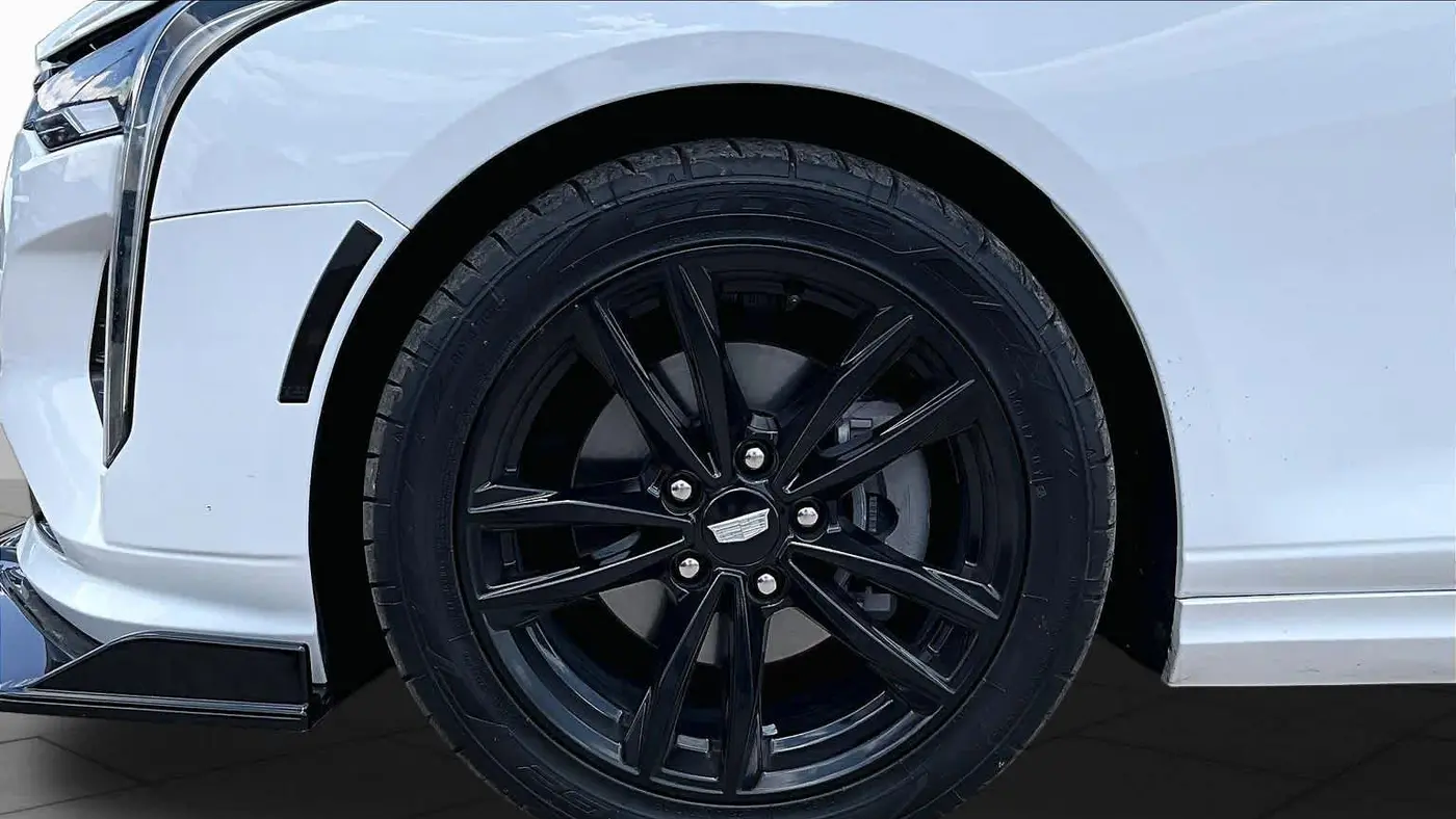 2024 Cadillac CT4 Luxury