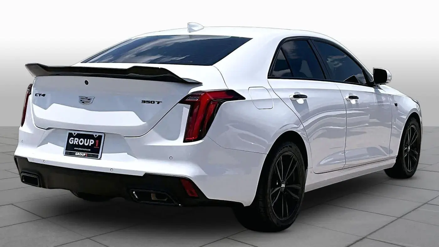 2024 Cadillac CT4 Luxury