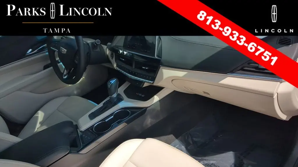 2023 Cadillac CT4 Luxury