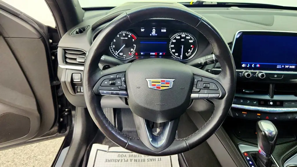 2022 Cadillac CT4 Premium Luxury