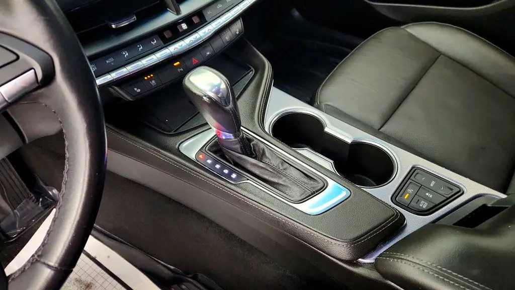 2022 Cadillac CT4 Premium Luxury
