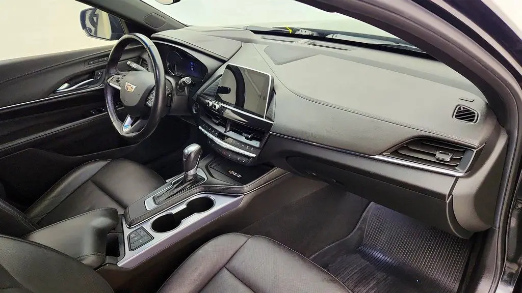 2022 Cadillac CT4 Premium Luxury