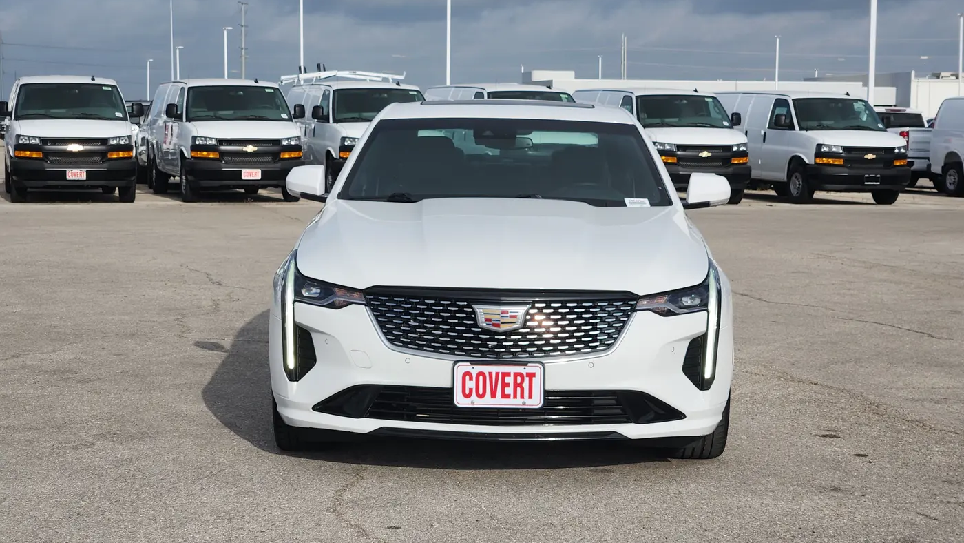 2023 Cadillac CT4 Premium Luxury