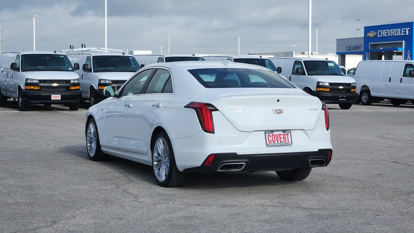 2023 Cadillac CT4 Premium Luxury