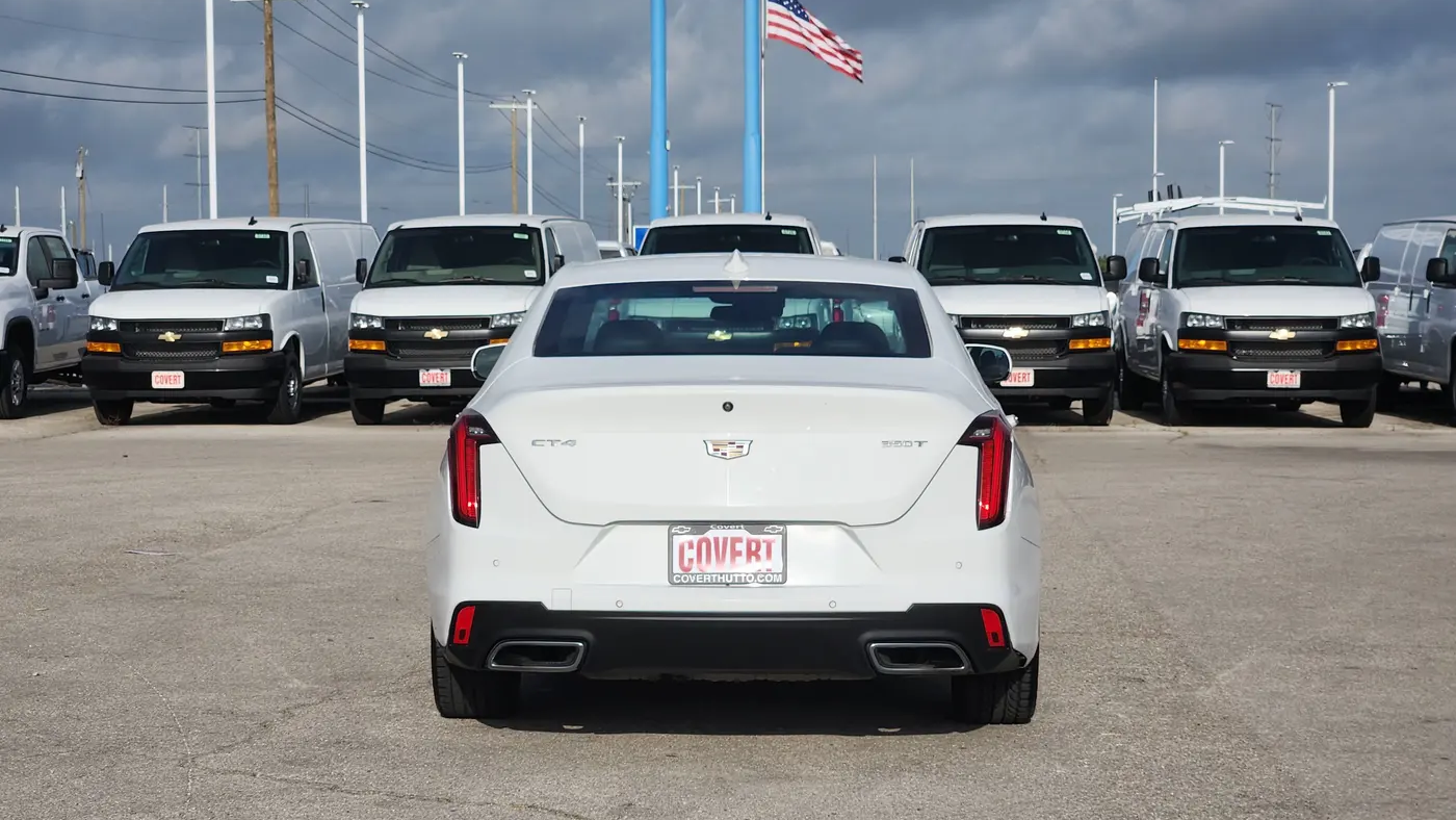 2023 Cadillac CT4 Premium Luxury