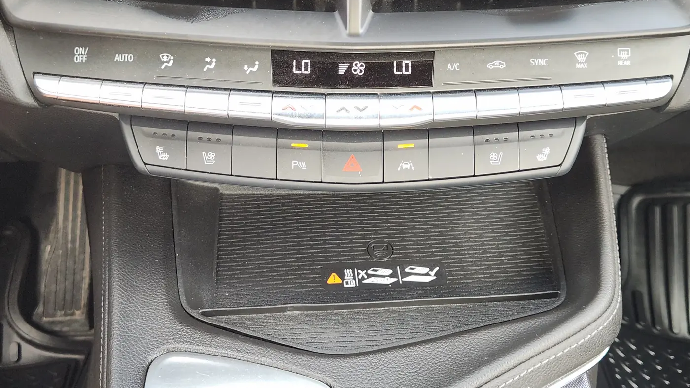 2023 Cadillac CT4 Premium Luxury