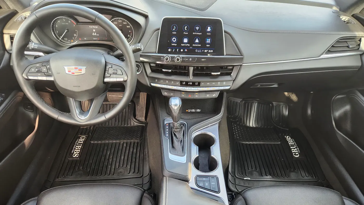 2023 Cadillac CT4 Premium Luxury