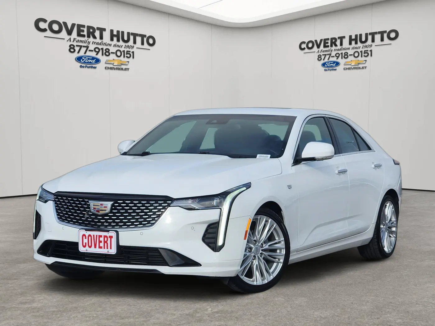 2023 Cadillac CT4