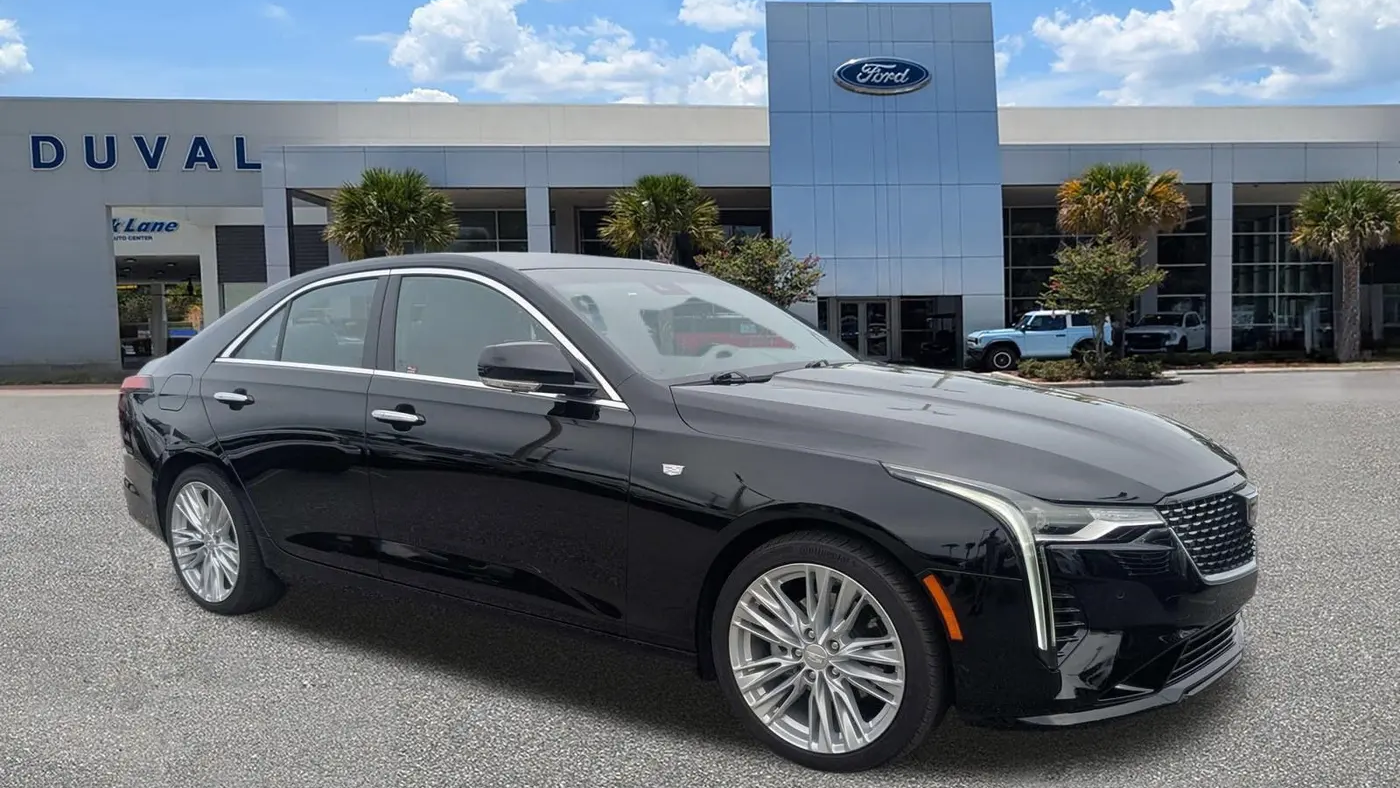 2022 Cadillac CT4 Premium Luxury