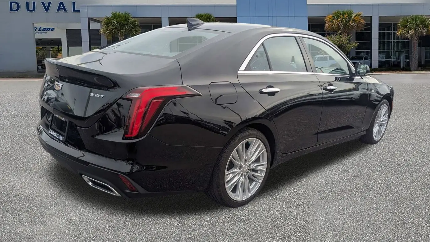 2022 Cadillac CT4 Premium Luxury