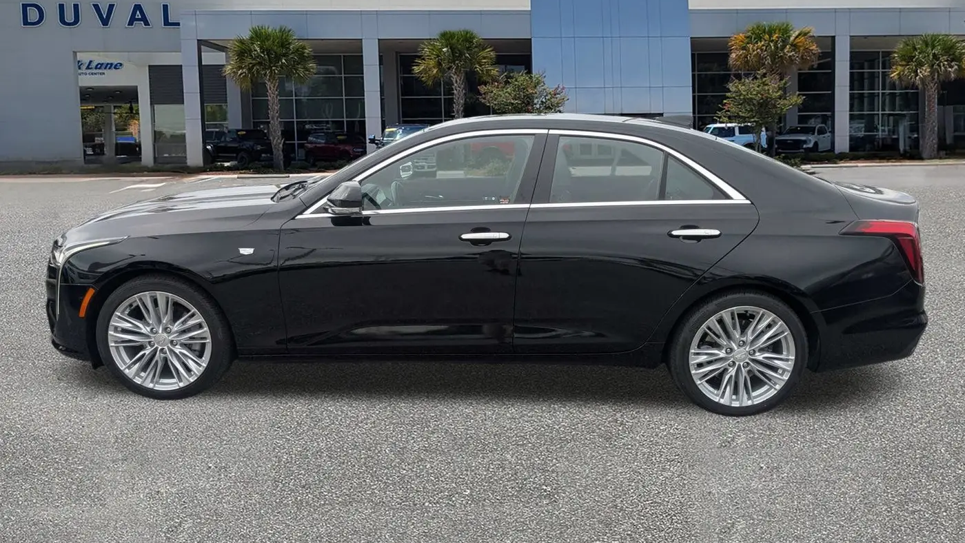 2022 Cadillac CT4 Premium Luxury