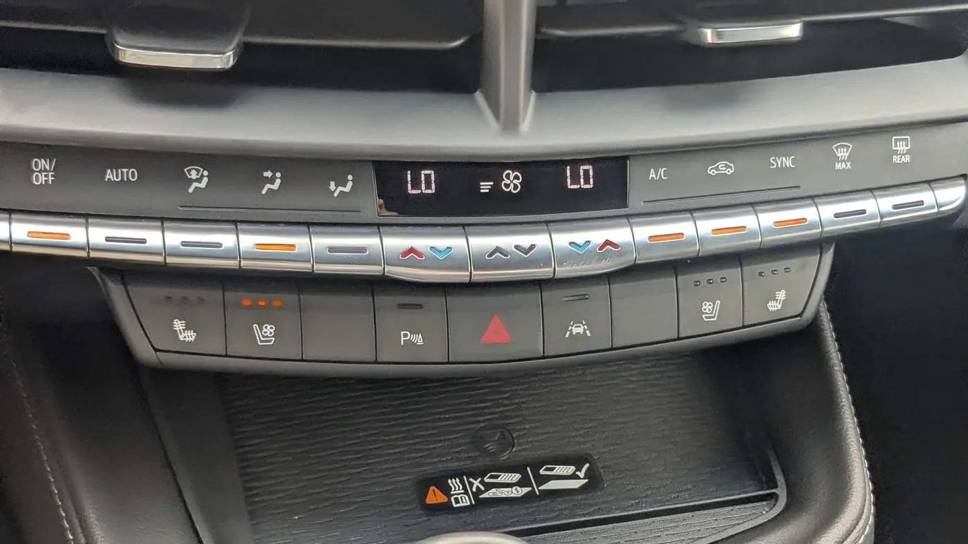 2022 Cadillac CT4 Premium Luxury