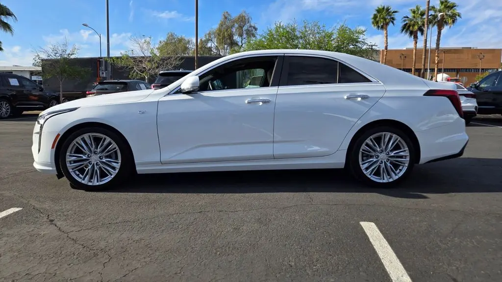 2025 Cadillac CT4 Premium Luxury