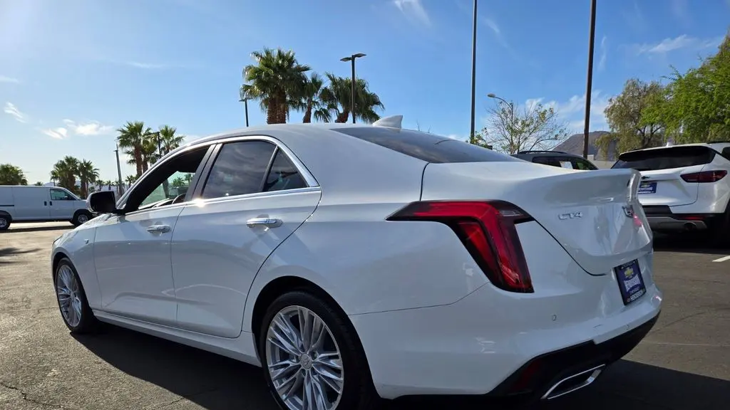 2025 Cadillac CT4 Premium Luxury