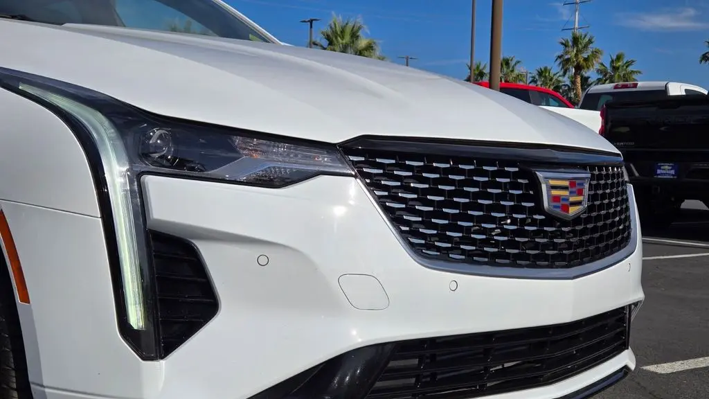 2025 Cadillac CT4 Premium Luxury