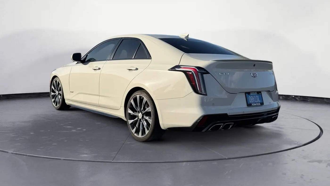 2022 Cadillac CT4-V Base