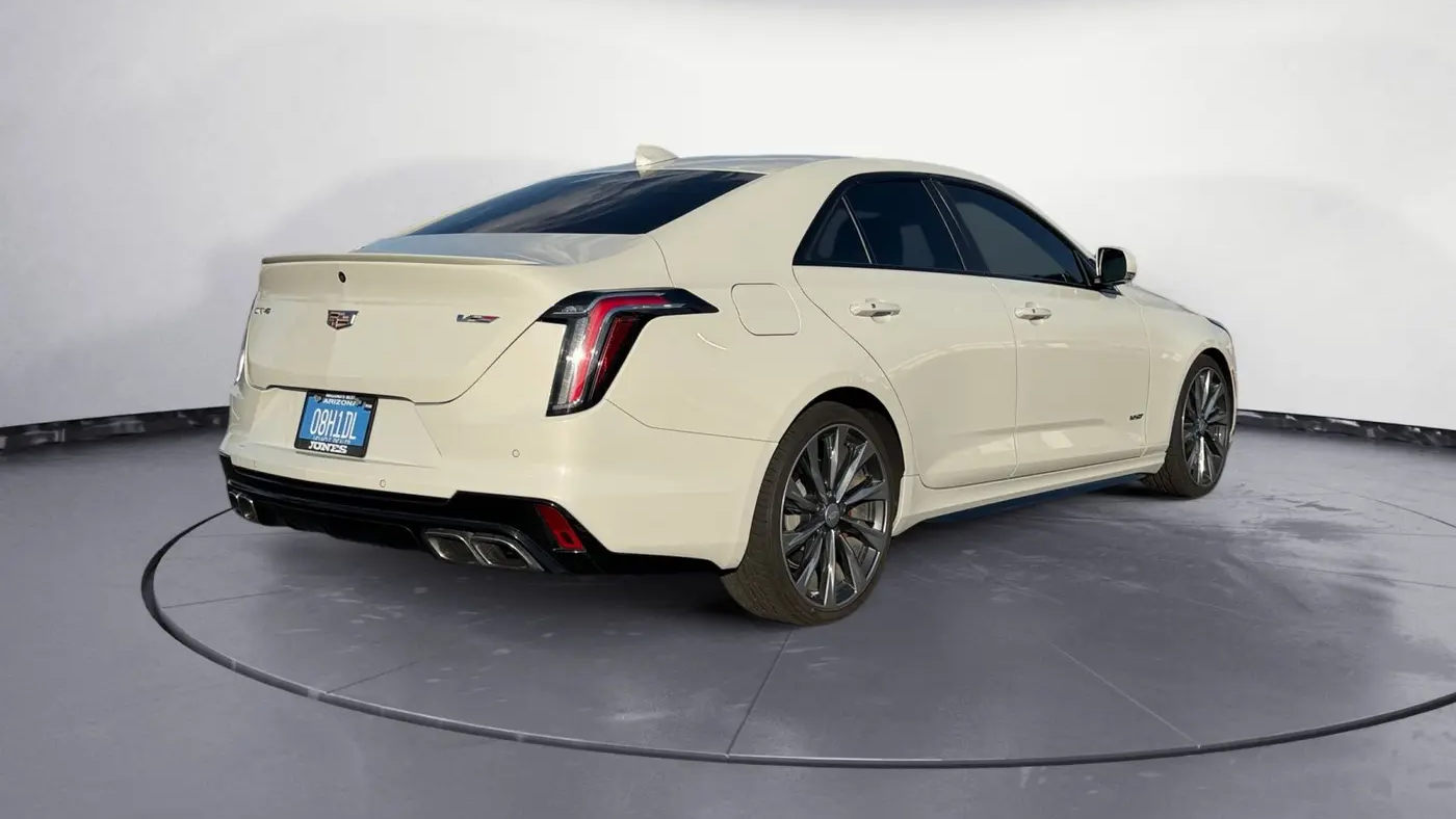 2022 Cadillac CT4-V Base